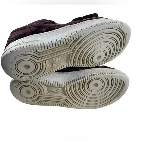 Nike Air Force 1 ‘07 Trainers In Burgandy Velvet Size 5.5 - Picture 11 of 12